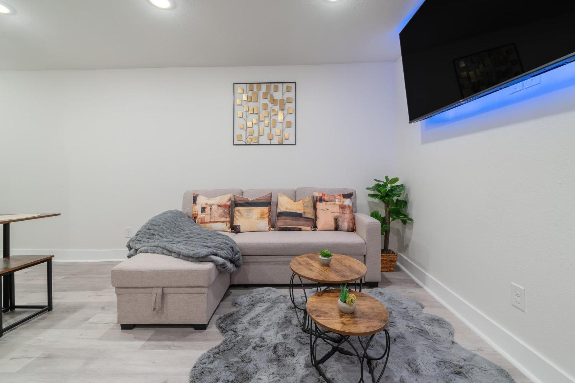 Apartment Downtown Modern Cozy *